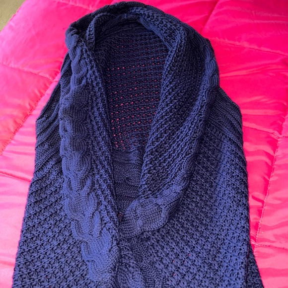 2 for $25/ Blue knit sweater vest - Picture 3 of 3